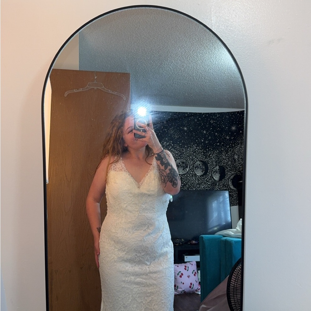 Elegant Lace V-Neck Gown